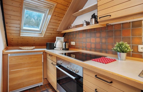 Bad Herrenalb Apartamento | Apartamento "Kuckucksnest" con jardín compartido, balcón y Wi-Fi