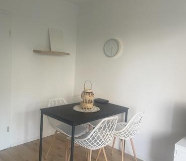 Luedenscheid Apartamento | Apartment Lüdenscheid - Zentral & Ruhig mit Balkon