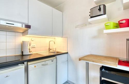 Frejus Port Apartamento | Apartment L'Open-11 by Interhome
