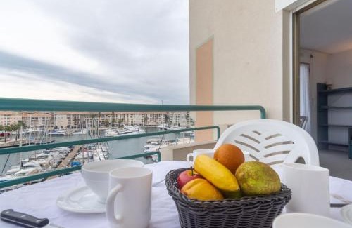 Frejus Port Apartamento | Apartment L'Open-18 by Interhome