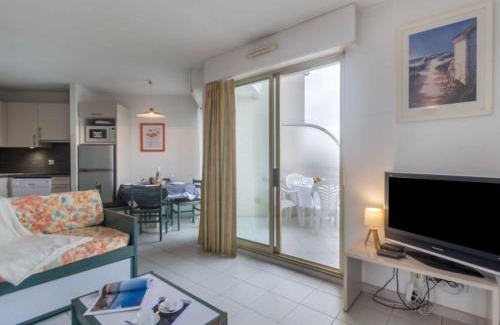 Frejus Port Apartamento | Apartment L'Open-18 by Interhome