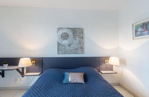 Frejus Port Apartamento | Apartment L'Open-18 by Interhome