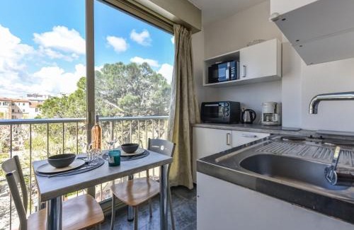 Pointe Croisette Apartamento | Apartment La Brise by Interhome