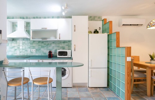 Cabo de las Huertas Apartamento | Apartamento "La Casita del Faro" con vistas al mar, terraza y Wi-Fi