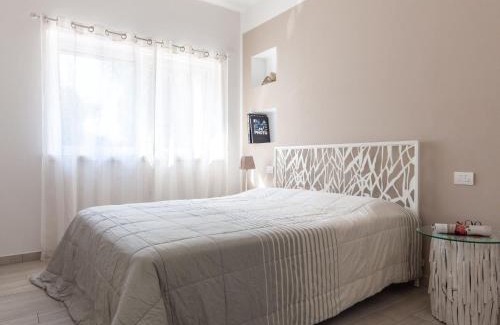 Magugnago Apartamento | Apartment La Maison Blanche-2 by Interhome