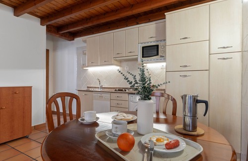 Bustio Apartamento | Apartamento 'La Mata' con balcón y Wi-Fi