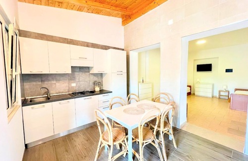 Montincello Apartamento | Apartamento 'La Mignola - Quadri 6' con Terraza Privada, Wi-Fi y Aire Acondicionado