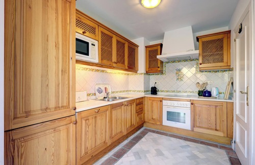 Bahia de Casares Apartamento | Apartamento "La Perla de Marakech 2" con vistas al mar y Wi-Fi