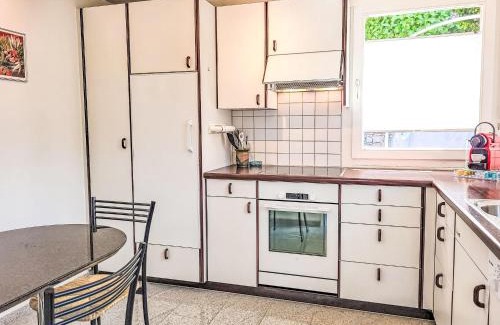 Vira Apartamento | Apartment La Perla by Interhome