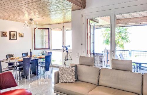 Vira Apartamento | Apartment La Perla by Interhome