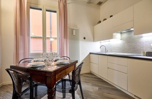 Historic Center Apartamento | Apartamento "La Torre Lunga" ... a un paso de las Dos Torres de Bolonia