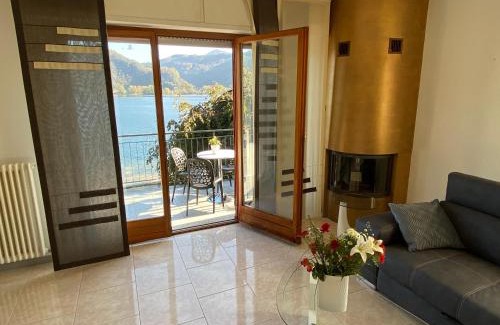 Brusimpiano Apartamento | apartment Lac Brusimpiano