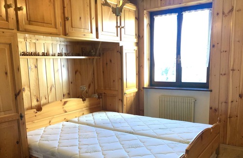 Dosso Veronza Apartamento | Apartment 'Lagorai 2 Villaggio Veronza' with Mountain View, Shared Garden and Wi-Fi