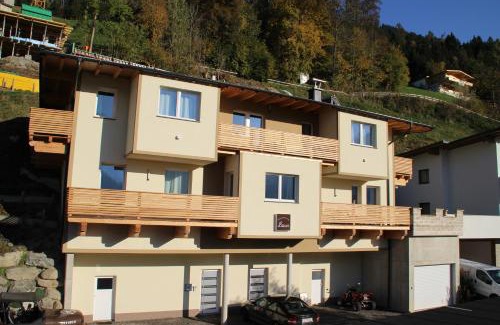 Helfenstein Apartamento | Apartment Lanser
