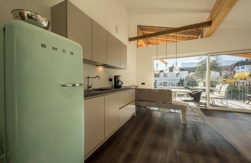 Tesimo Apartamento | Apartamento "Latemar - Schlosserhaus 31" con balcón y vistas a la montaña