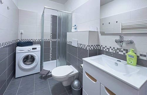 Karlovy Vary Apartamento | Apartment LAURA 2 / city centre - new opened April 2024