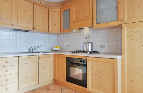 Fontanazzo Apartamento | Apartamento Lazzer by Interhome