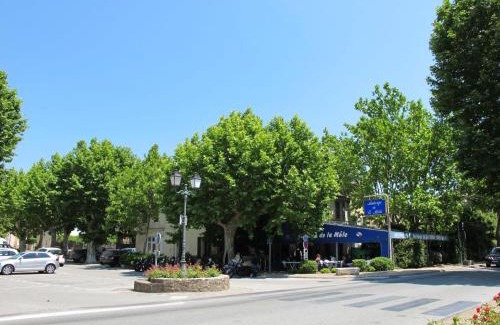 La Mole Apartamento | Apartment Le Clos des Vignes by Interhome