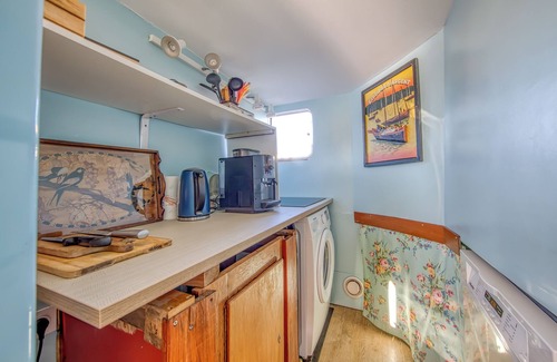 Bassins a Flot Apartamento | Apartamento 'Le Grand Salon' con vistas al lago, terraza compartida y Wi-Fi