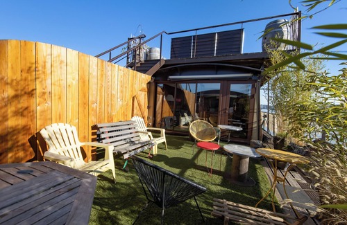 Bassins a Flot Apartamento | Apartamento 'Le Grand Salon' con vistas al lago, terraza compartida y Wi-Fi