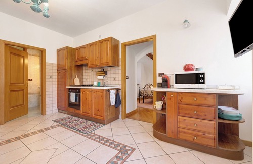 Comano Terme Apartamento | Apartamento 'Le More' con vistas a la montaña, balcón y Wi-Fi