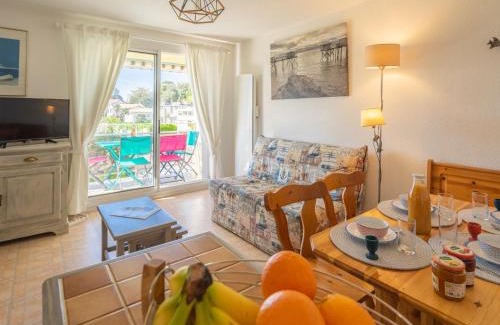 Pontaillac Apartamento | Apartment Le Yachting-2 by Interhome