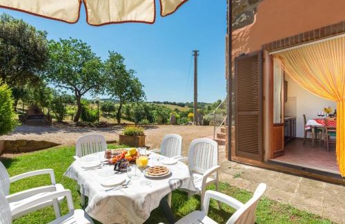 Scansano Apartamento | Apartment Leccio by Interhome