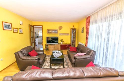 Kneza Apartamento | Apartment Leo