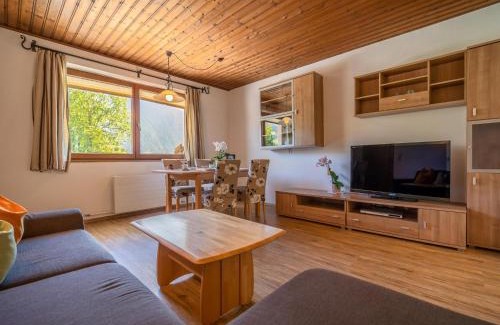 Schwendau Apartamento | Apartment Leonie