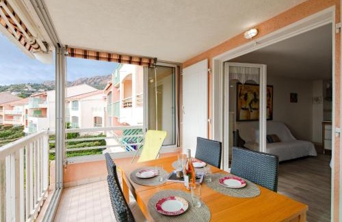 Agay Apartamento | Apartment Les Coraux by Interhome