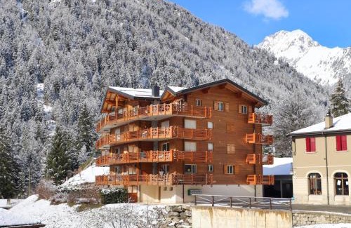 Champex-Lac Apartamento | Apartment Les Combins apt- 23 by Interhome