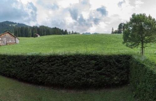 Zweisimmen Nr Gstaad Apartamento | Apartment Les Silenes by Interhome