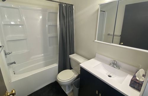 Iowa City Apartamento | Apartment Less Than a Mile From Kinnick and UIHC!
