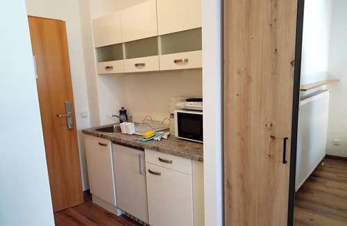 Hohenaschau im Chiemgau Apartamento | Apartment living/sleeping room on the top floor without balcony, no. 339