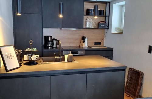 See Apartamento | Apartamento Lieblingsplatz - Ski in and Ski out con vistas a la montaña, chimenea, terraza y Wi-Fi