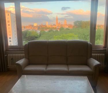 Linkeroever Apartamento | Apartment Linkerover- City Centre & Cathedral view