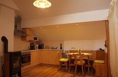 Windischgarsten Apartamento | Apartamento / sala de estar / ducha, WC - Haus Schober