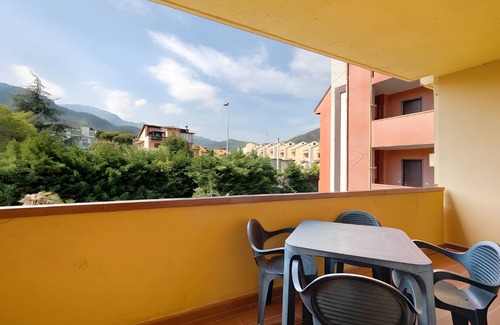 Loano Apartamento | Apartamento "Loano2 - Bilo Terra - Villaggio"; jardín privado, piscinas compartidas y Wi-Fi
