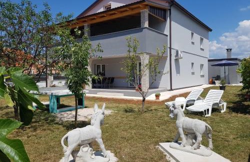 Loborika Apartamento | Apartment Loborika D&J