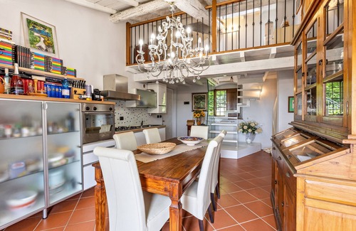 Cola Apartamento | Apartamento Lobram Castel con vistas al lago, piscina compartida y Wi-Fi