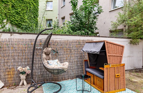 Ostviertel Apartamento | Apartment 'Loft Mit Whirlpool, Sauna, Billard' with Private Garden and Wi-Fi