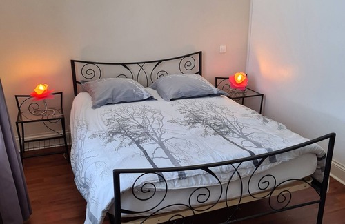 Lorcy Apartamento | Apartment Lorcy, 1 bedroom, 2 persons