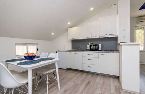 Peracko Blato Apartamento | Apartamento LORO (63721-A1) - Ploce