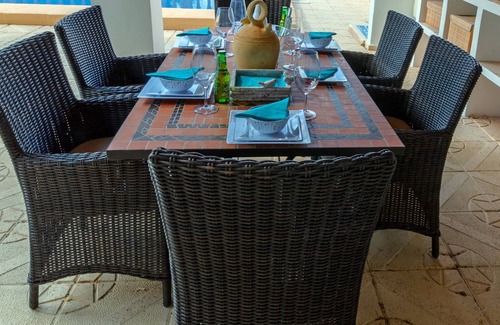 Ermita Apartamento | Apartment Los Pinos - Vistas increíbles con un grupo privado de 10m x 5m