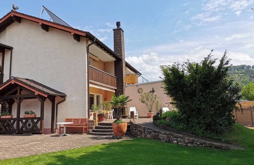 Fischbach bei Dahn Apartamento | Apartamento 'Lützelhardt' con vistas a la montaña, jardín compartido y Wi-Fi