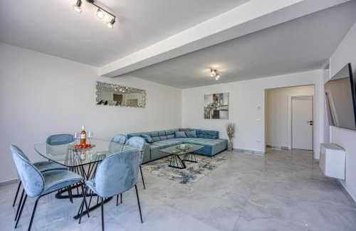Fuskulin Apartamento | Apartment Luana with private pool
