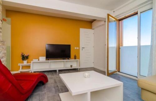 Orasac Apartamento | Apartment Lula - Superior Two-Bedroom Apartment with Balcony and Sea View
