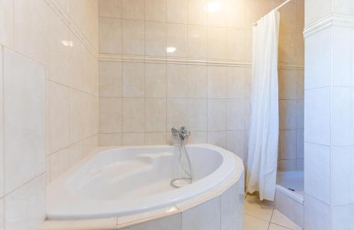 Kastel Gomilica Apartamento | Apartment Luno