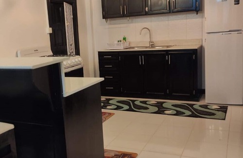 Georgetown Casa | Apartment Luxe Next to Malls Central Location
