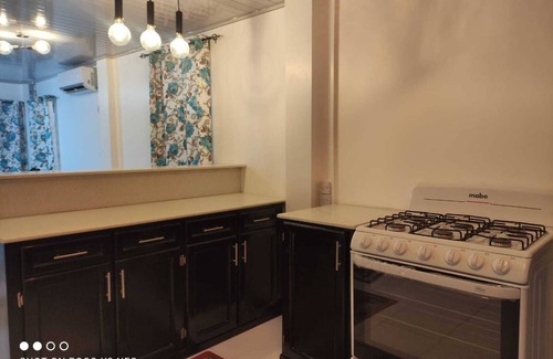 Georgetown Casa | Apartment Luxe Next to Malls Central Location